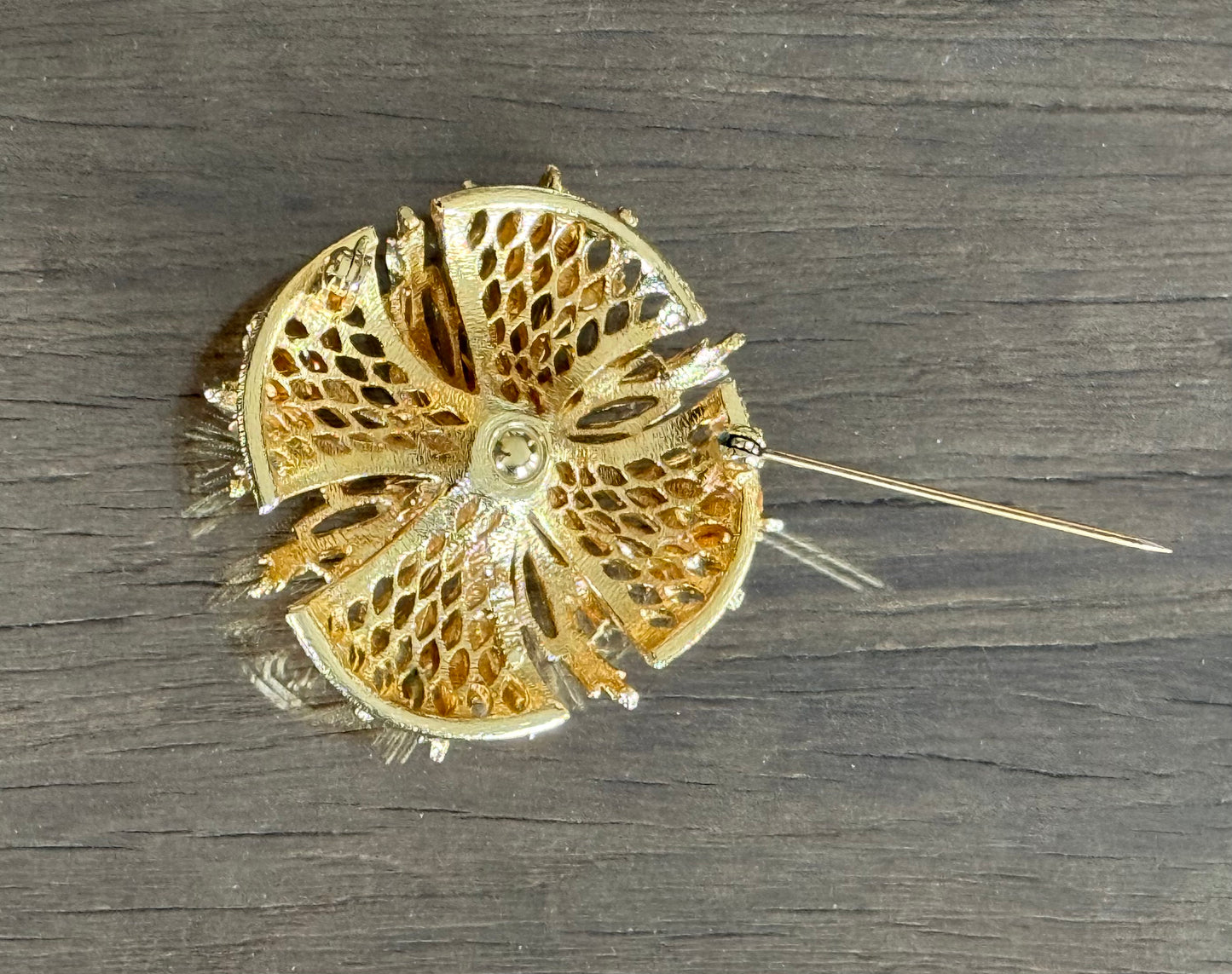 USNER Stamped Vintage Estate Flower Brooch