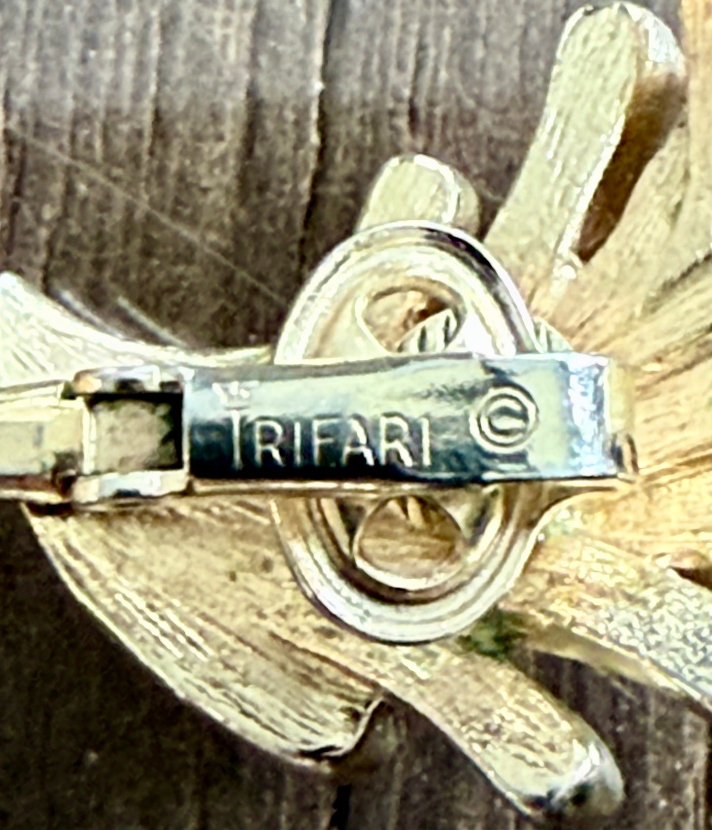 Trifari Gold Tone Feather-Like Clip On Vintage Earrings - Signed