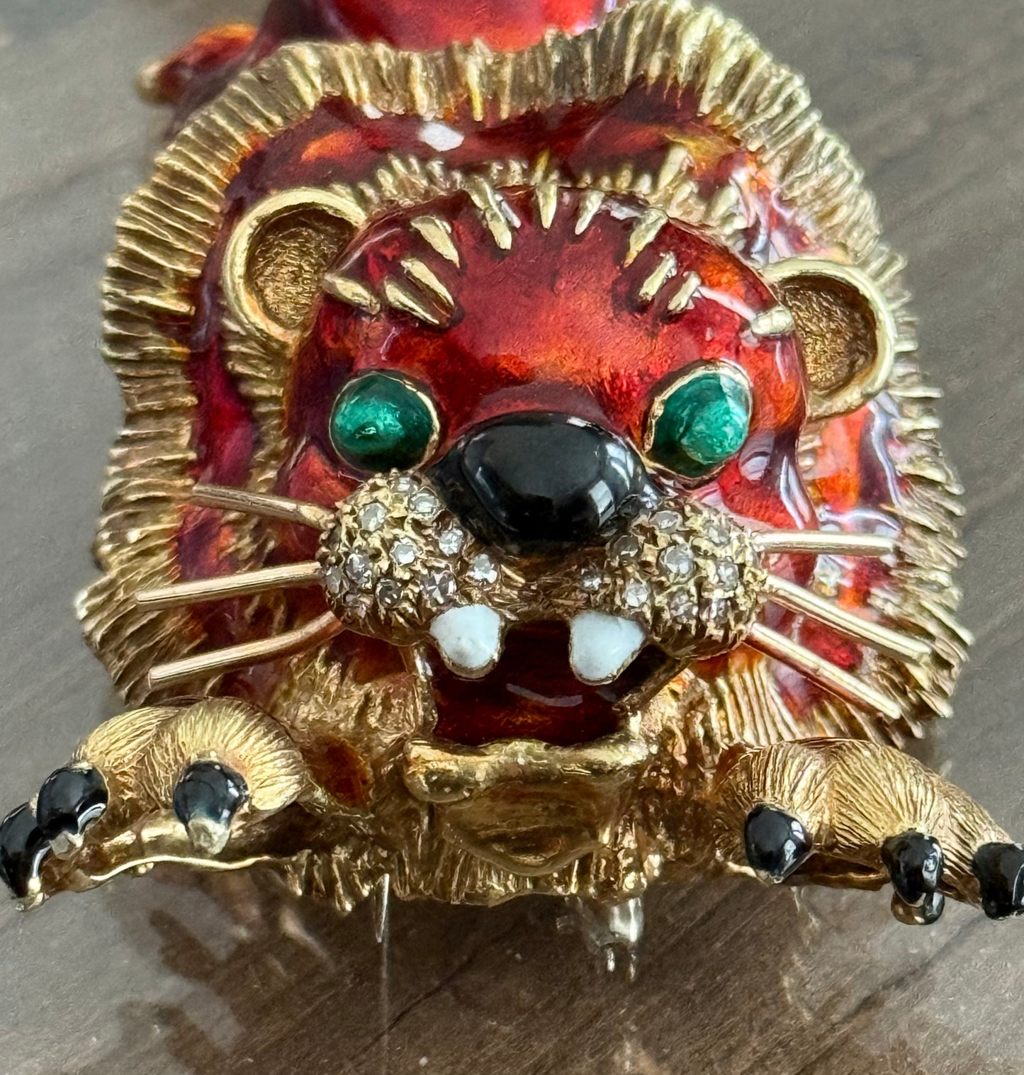 MARTINE 14K Gold, Diamond and Enamel Pouncing Lion Brooch/Pendant