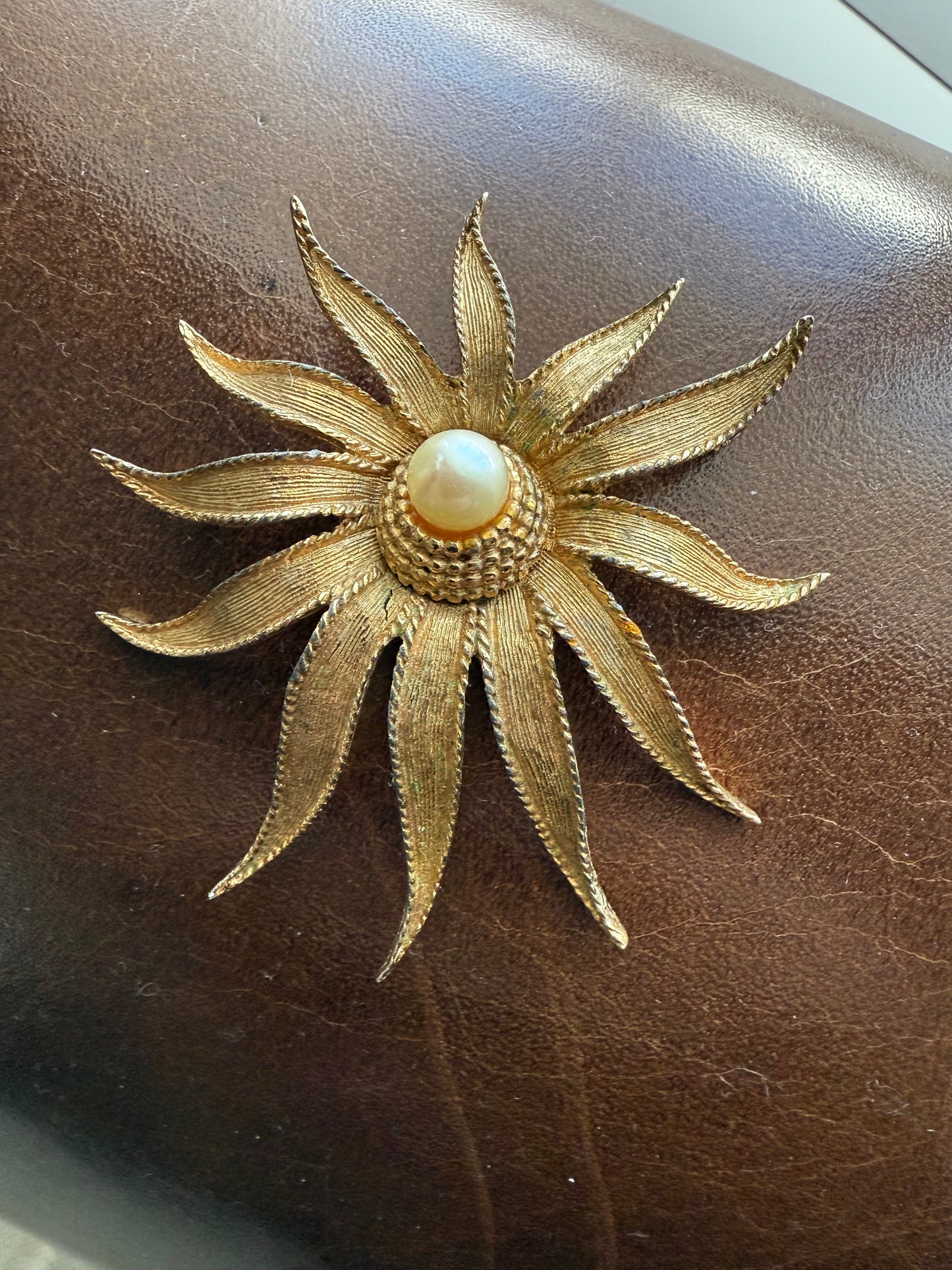 BOUCHER Vintage Floral Gold Tone Brooch with Faux Pearl Accent