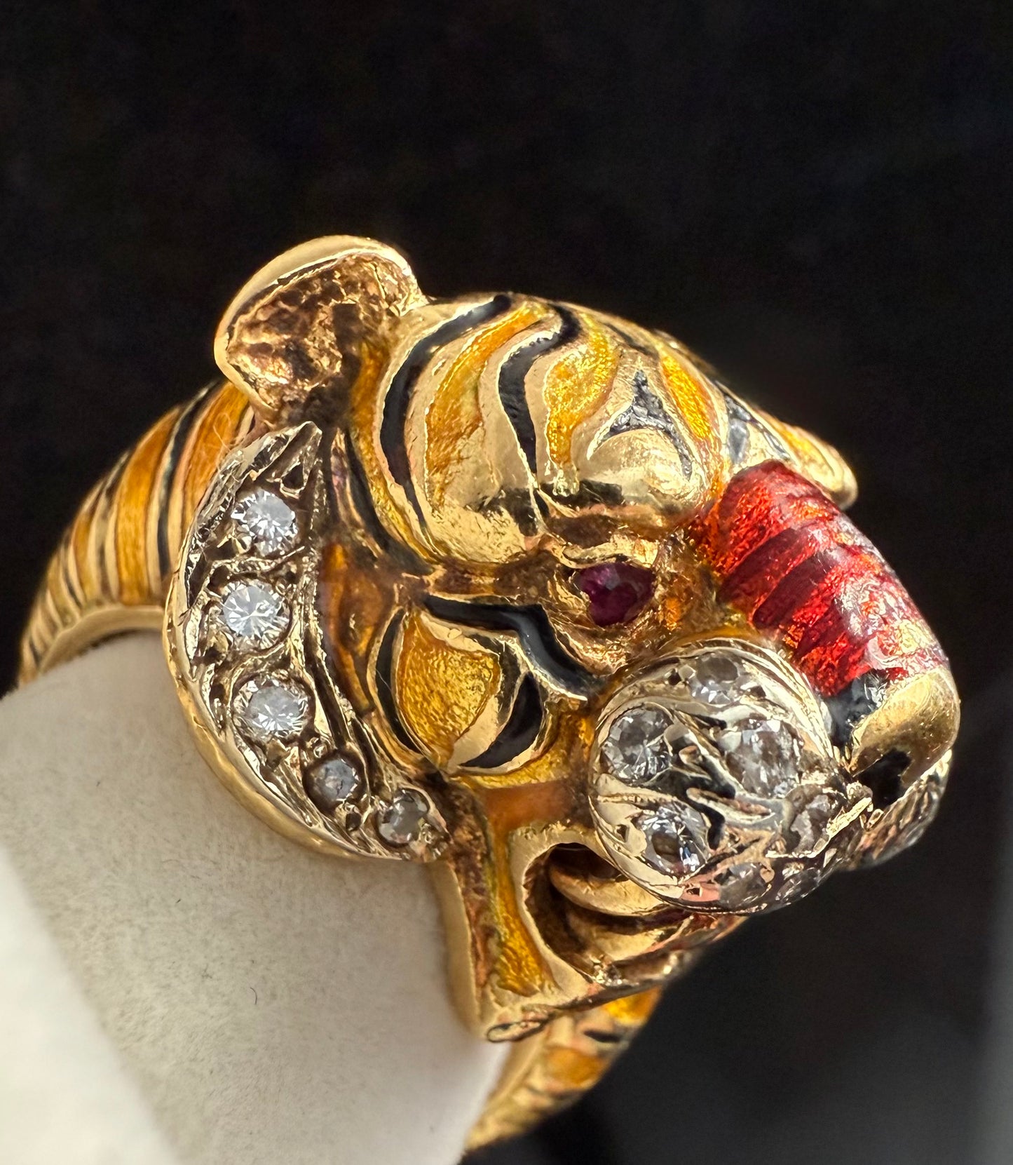 FRASCAROLO 18K Gold, Enamel, Diamond and Ruby Tiger Ring