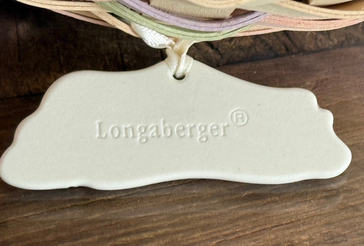Longaberger Easter 2001 Basket Tie-On in 3 Playful Bunnies Motif