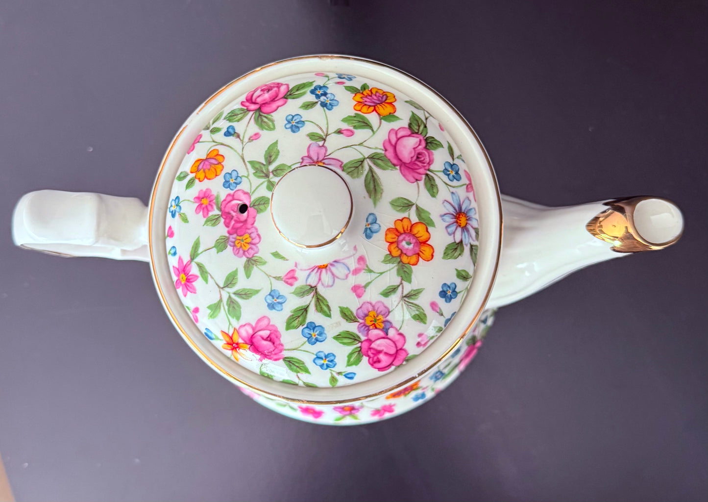WINDSOR Vintage/Collectible Floral and Gold Teapot - Made in England