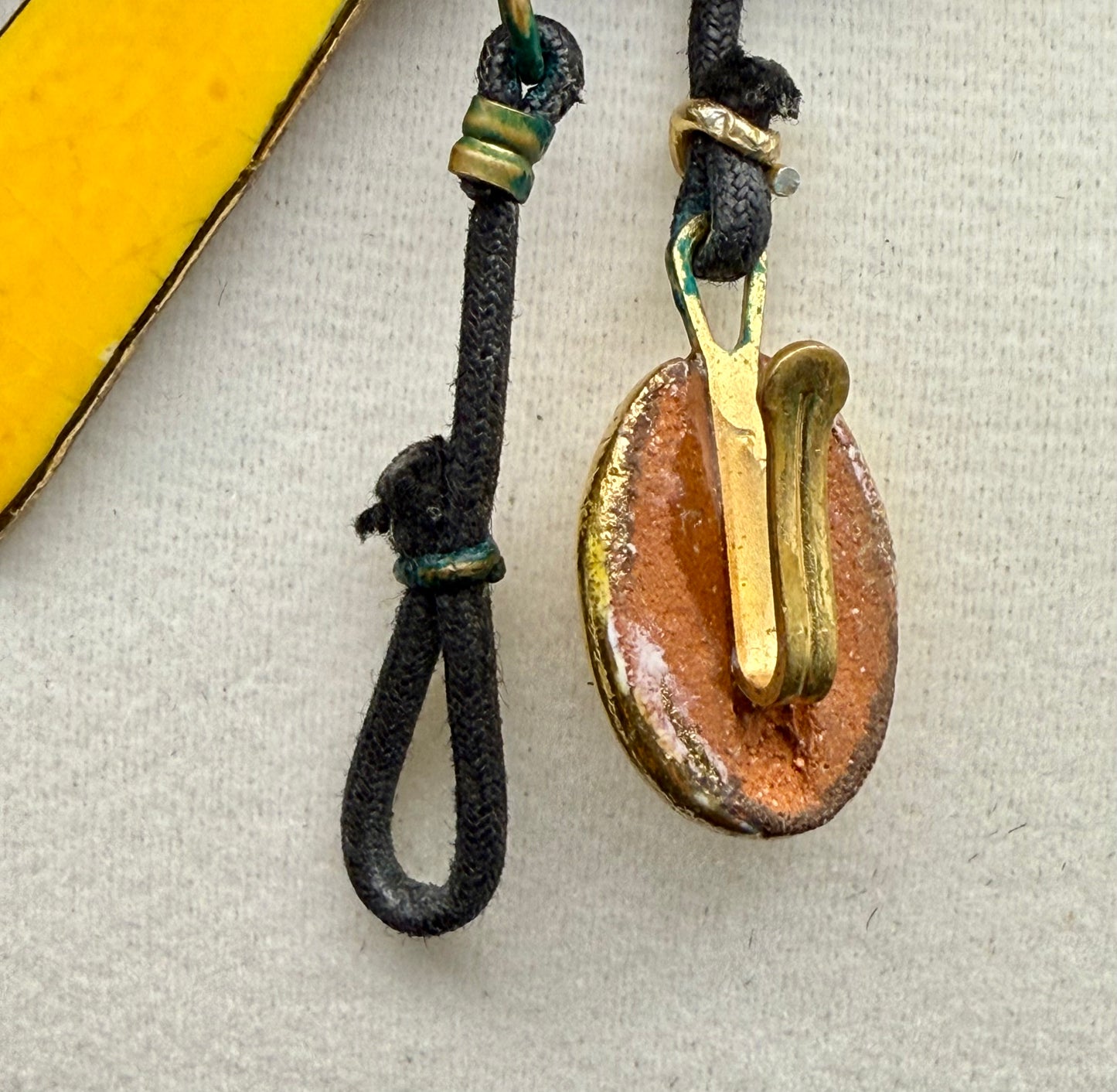 1960s GARON JAMAICA W1 Signed Terra Cotta-Red Clay,Yellow and Gold Glazed Handmade Choker Necklace