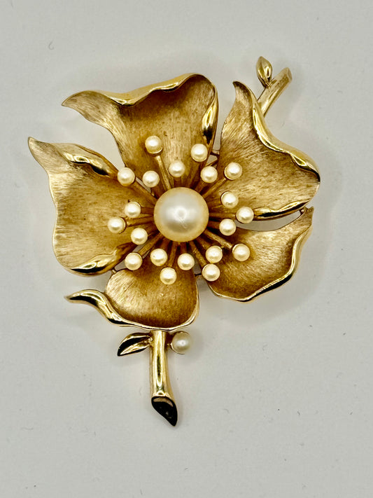 Vintage Crown Trifari Faux Pearl Flower Brooch